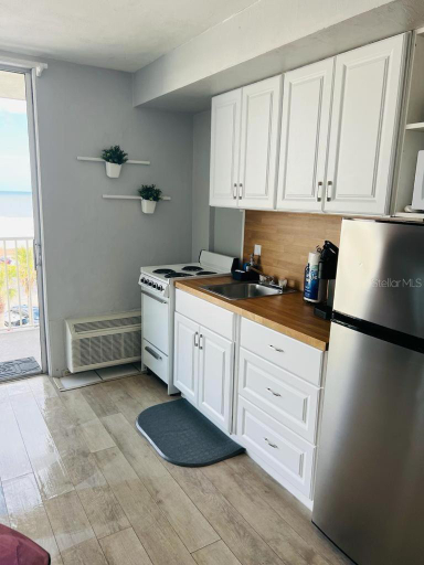 Others 2, Oceanfront Oasis, Volusia