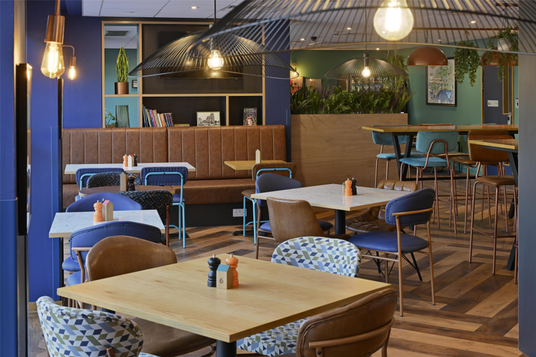 Food & Drinks 5, Travelodge Bournemouth, Bournemouth
