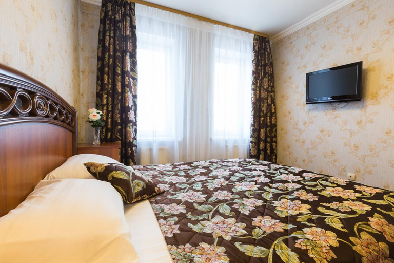 Others 3, Parus Park-hotel, Western