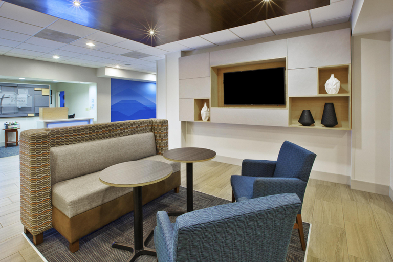 Public Area 3, Holiday Inn Express & Suites MANCHESTER-CONF CTR(TULLAHOMA), Coffee