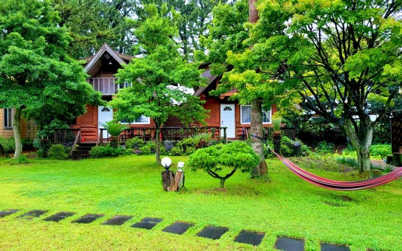 Others 3, Seogwipo Log Pension, Seogwipo