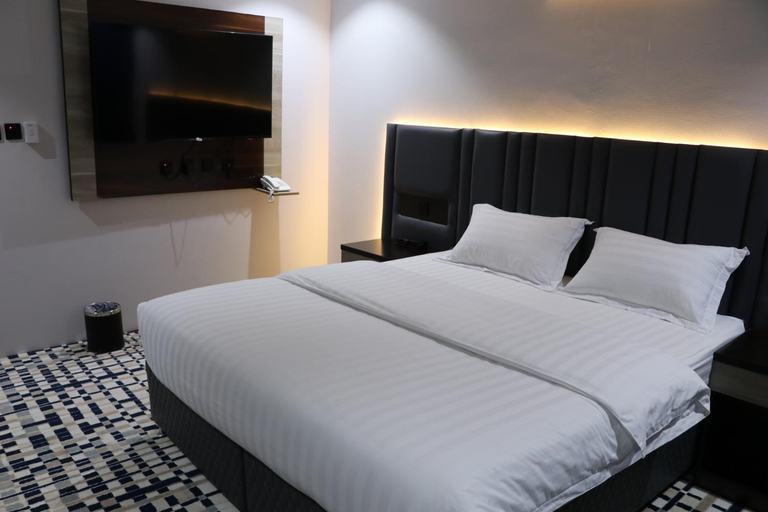 Bedroom 2, Qimam Park Hotel 4