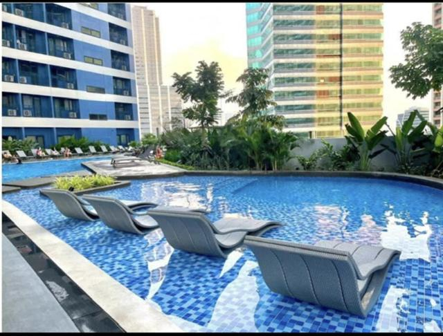 Others 2, Josephine Suites In Makati with Parking, Makati City