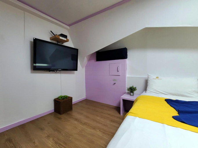 Others 5, Residence Yeoyu, Guri