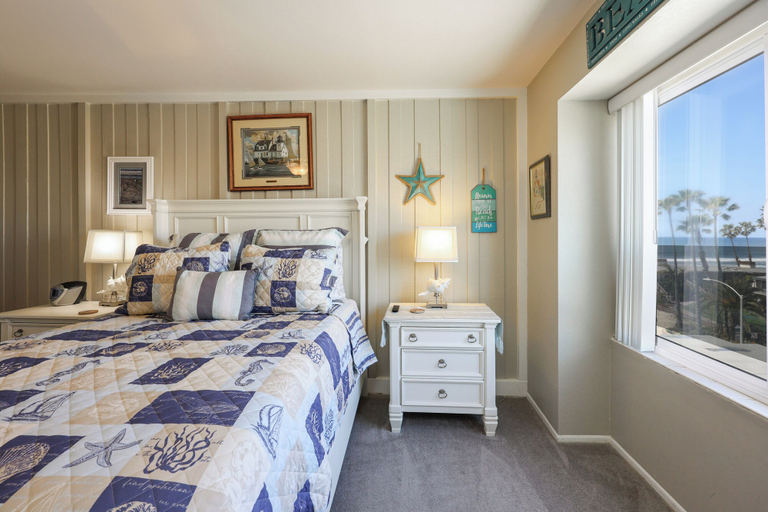 Bedroom 2, Oceanside Beach Condos, San Diego