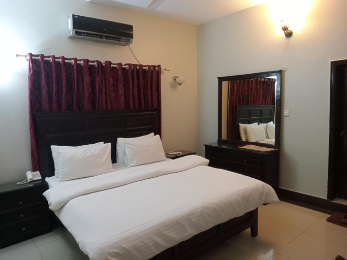 Others 5, A One Guest House Karachi, Karachi