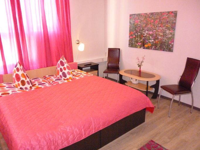 Others 5, Koltak Hotel, Kol'skiy rayon