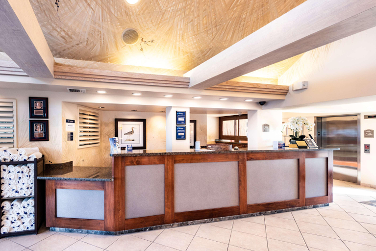 Public Area 3, Best Western Plus Beach Resort, Lee