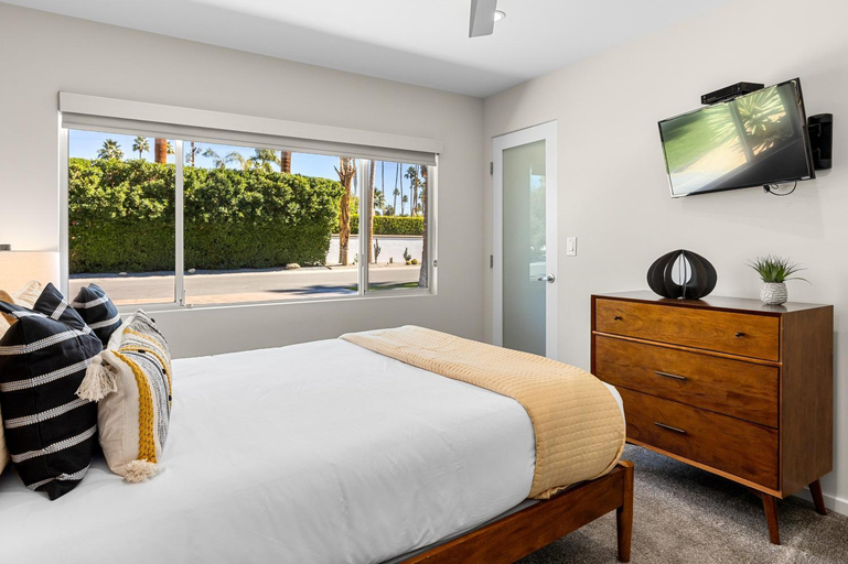 Others 4, Deepwell Modern by ACME House Company, Riverside