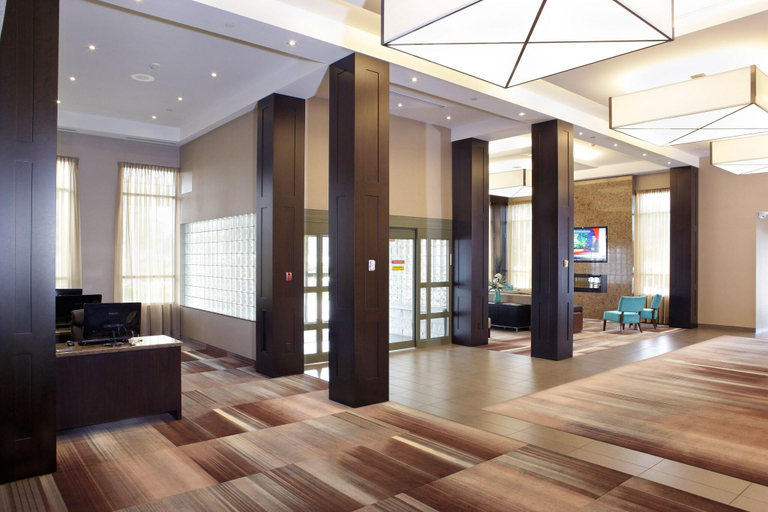 Public Area 3, Best Western Plus Lamplighter Inn & Conference Centre, Middlesex