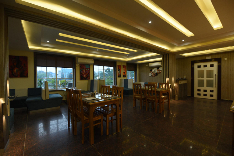 Food & Drinks 4, Hotel Lakefront, Ranchi