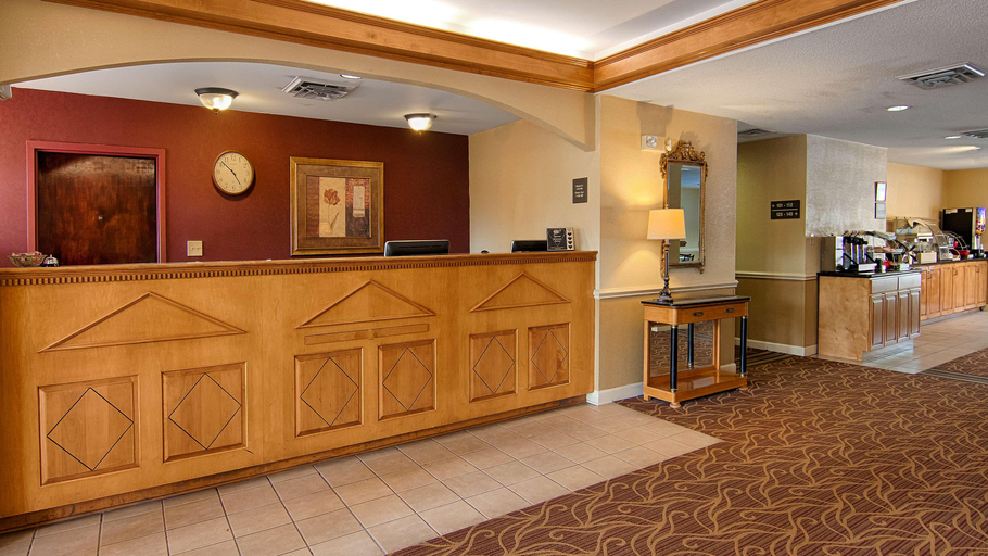 Public Area 2, SureStay Plus Hotel by Best Western Tarboro, Edgecombe