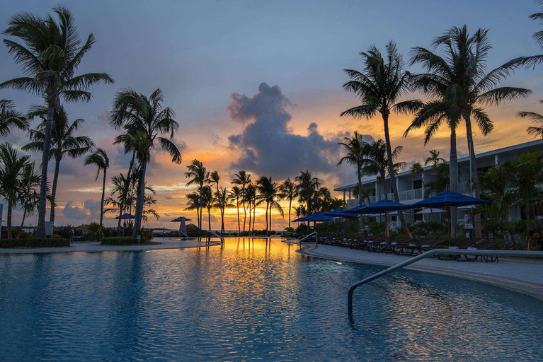 Sport & Beauty 2, Hawks Cay Resort, Monroe