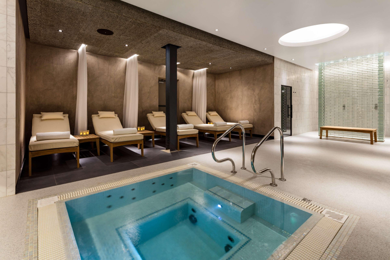 Sport & Beauty, Radisson Blu Hotel, London Heathrow, London