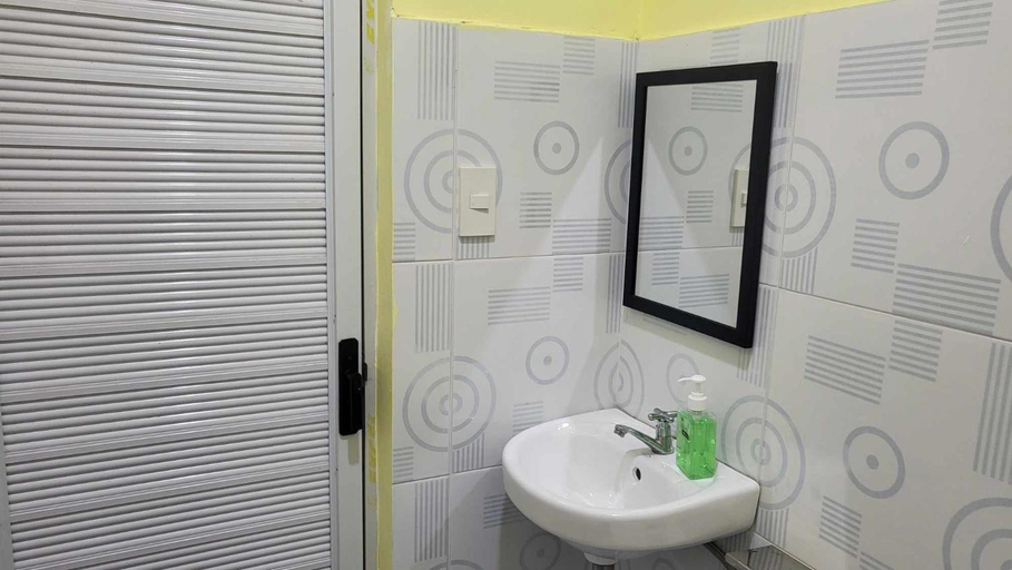 Others 5, R and E Guest House, Puerto Princesa City