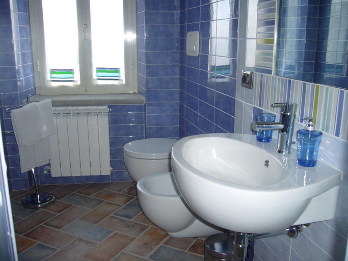 Bathroom 4, BeB I Giardinetti, Viterbo
