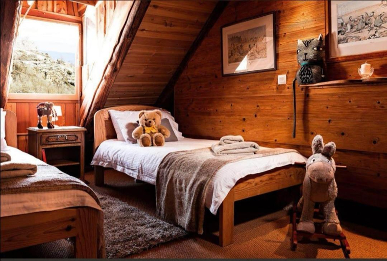 Others 5, Chez Bear, Hautes-Alpes