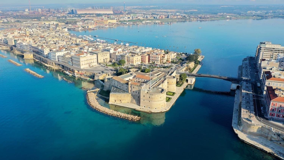 Others 3, Suite San Cataldo, Taranto
