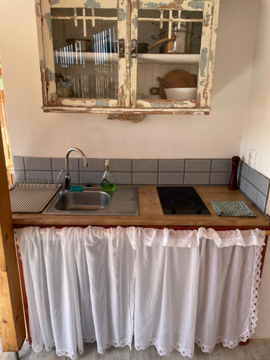 Others 3, Blue Abyss Apartment, Susak