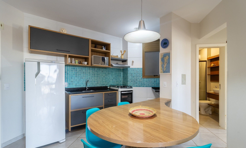 Private kitchen 5, Apt With sea View Balcony in Floripa Gvm133, Florianopolis