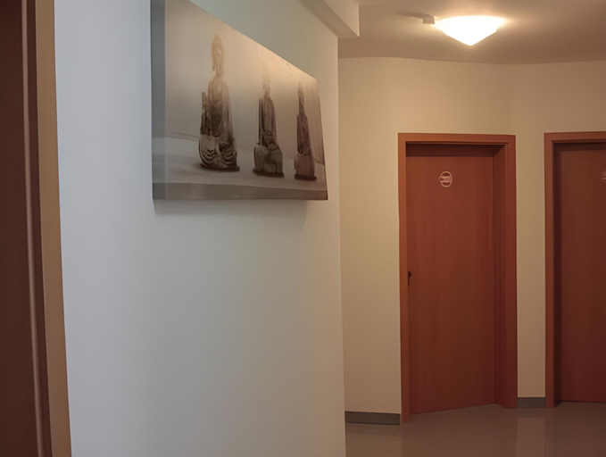 Others 2, Hotel Linde Stuttgart, Stuttgart