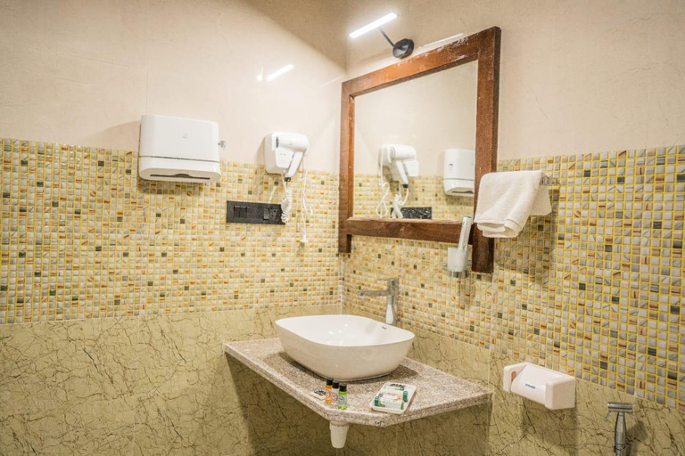 Bathroom, Desert Heritage Camp and Resort, Jaisalmer