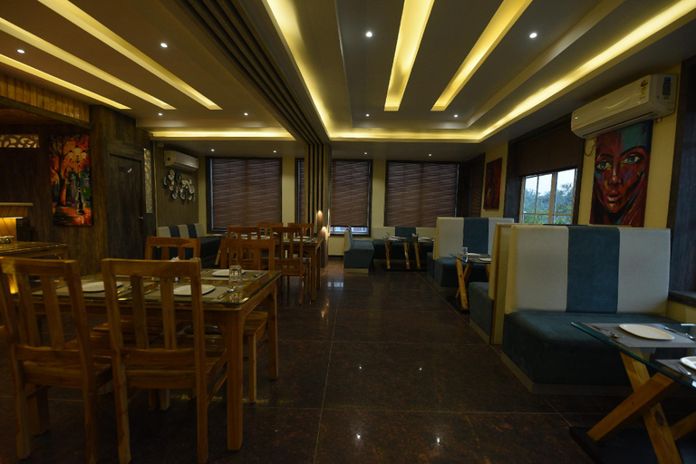 Food & Drinks 3, Hotel Lakefront, Ranchi