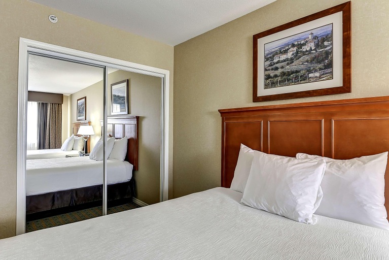 Bedroom 3, Best Western Plus Osoyoos Hotel & Suites, Okanagan-Similkameen