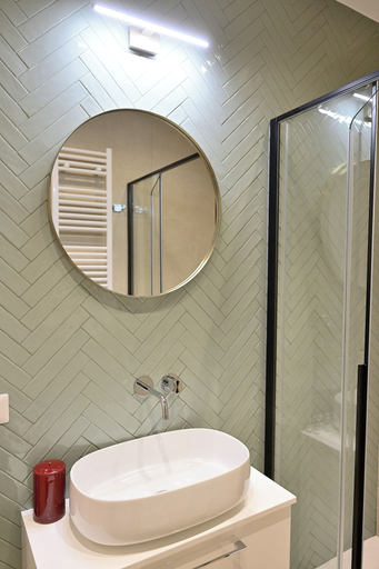 Bathroom 5, At Home Navona, Rome