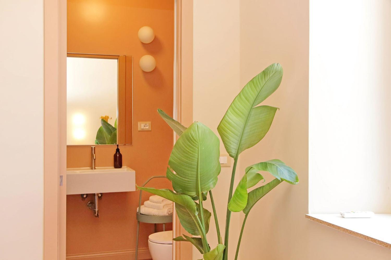 Bathroom 2, DaDom, Rome