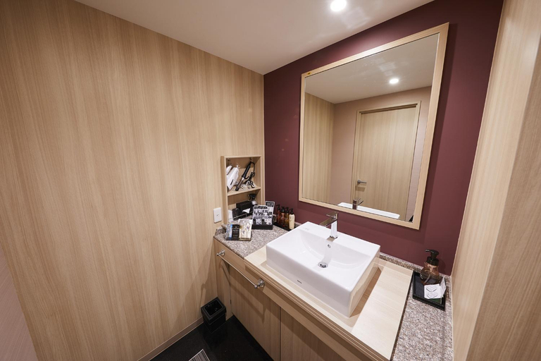 Others 3, Hotel Sen (Adult Only), Osaka