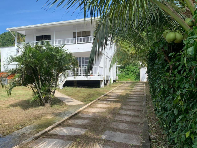 Others 3, Apartamentos The Captain and His Queen, Providencia