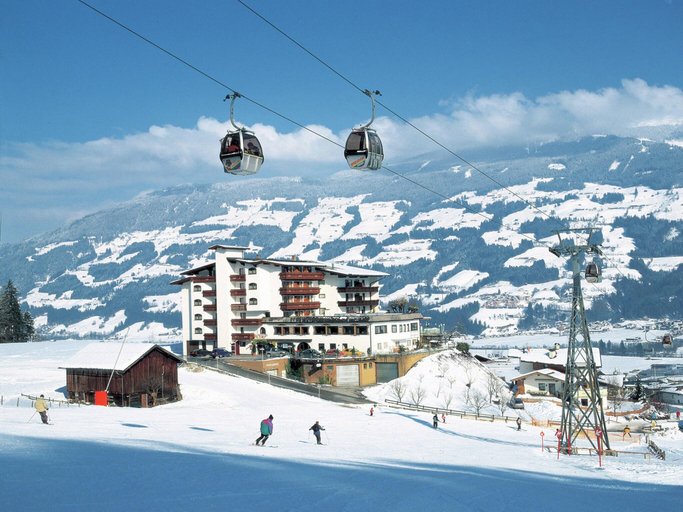 Others 2, Chalet in Kaltenbach near Ski Slopes, Schwaz