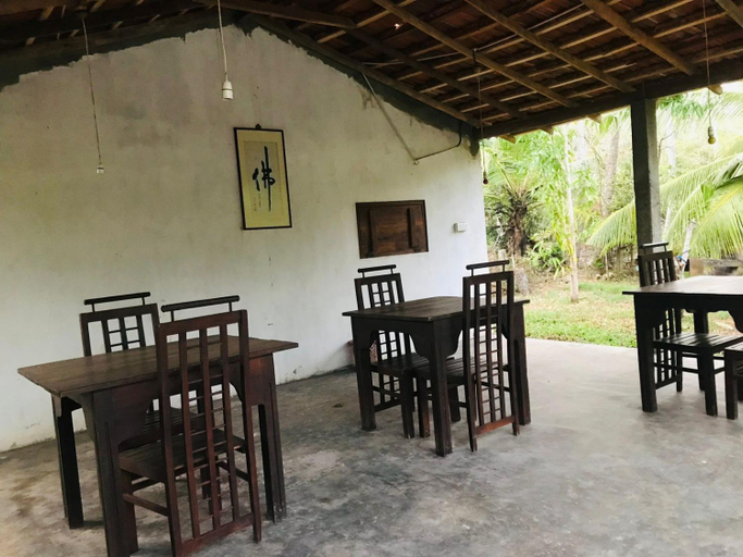 Food & Drinks 4, Sea Glow - Tangalle, Tangalle
