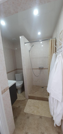 Others 4, Gostiniy Dvor, Armavir