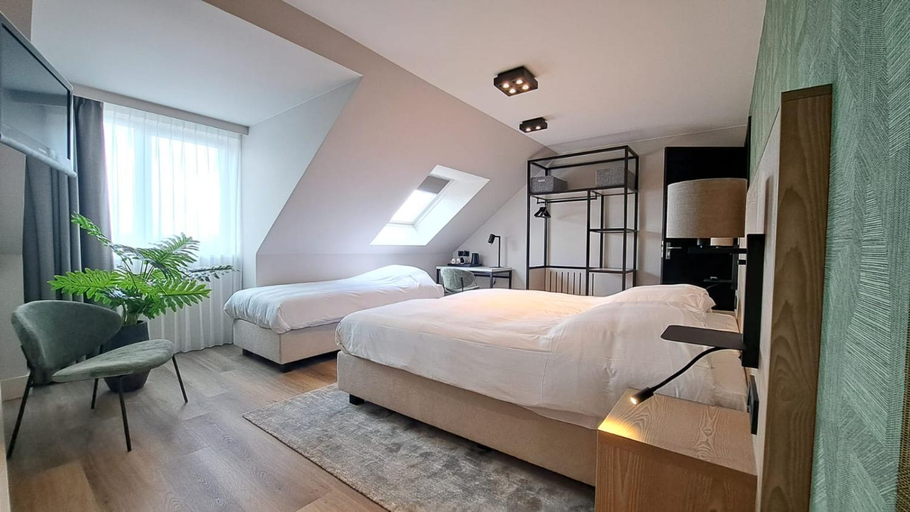Bedroom 2, Het Wapen van Harmelen, Woerden