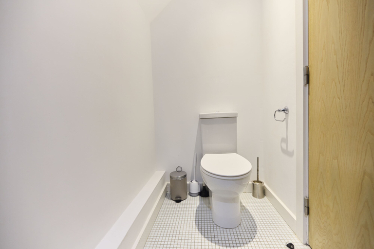 Bathroom 3, Putney Terrace Apartment, London