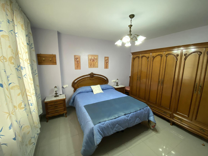 Others 5, Villa Caniles, Granada