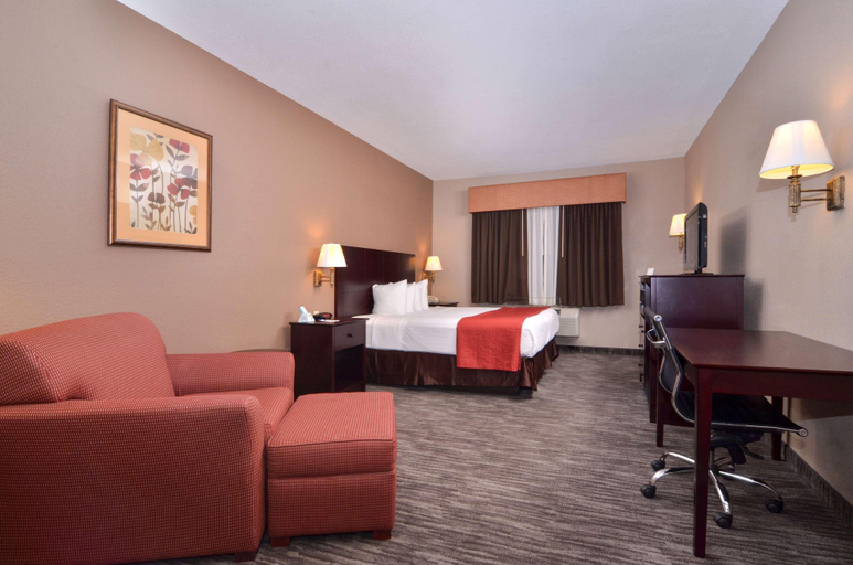 Exterior & Views 2, Best Western Dayton Inn & Suites, Liberty