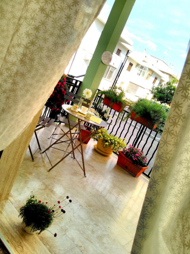 Others 4, B&B L'angolo fiorito, Matera