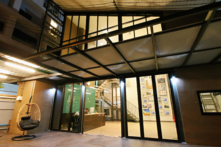 Reception, R 17 Living Hotel, Din Dang