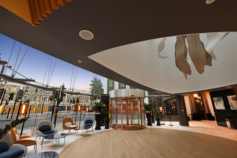 Public Area 3, Hotel Riu Plaza London Victoria, London