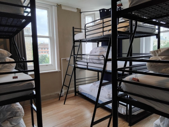 Others 4, Bell House Hostel, London