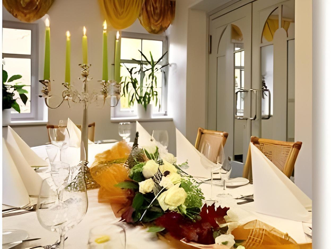 Food & Drinks 2, Hotel Alte Muhle, Chemnitz