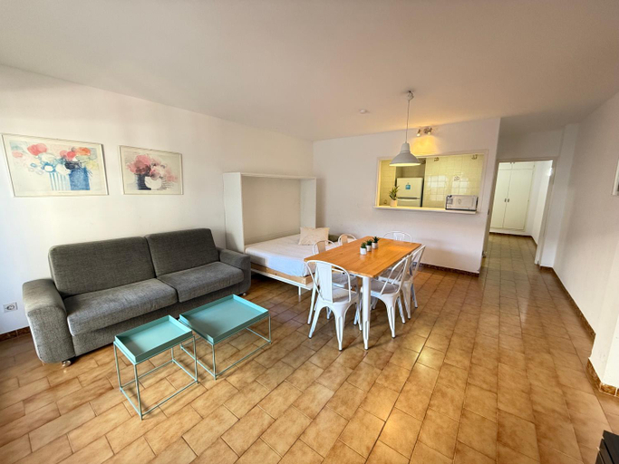 Others 4, Sant Jordi 1 B, Girona