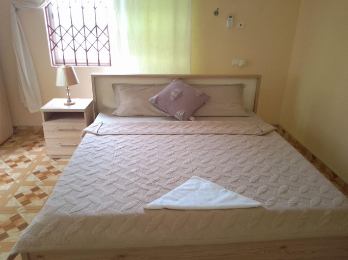 Others 5, Kim's Guest House, Awutu Efutu Senya