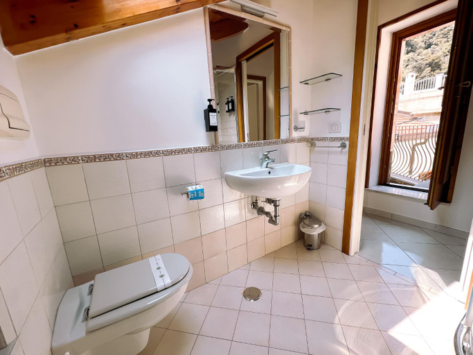 Bathroom 3, Residenza Ester, Salerno