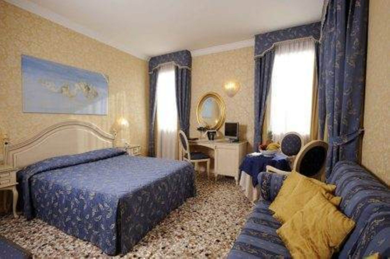 Bedroom 3, Ca' Formenta, Venezia