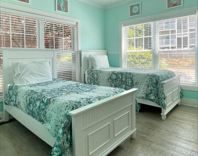 Bedroom 3, The Cliffside Resort Condominiums, Suffolk