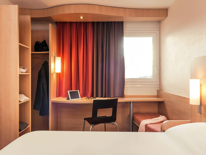 Bedroom 3, ibis Epinay sur seine Gennevilliers, Seine-Saint-Denis